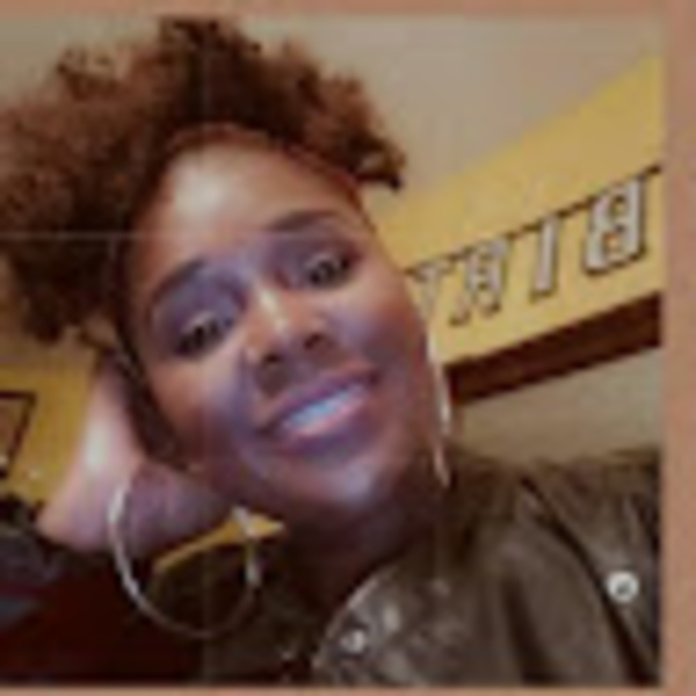 Meet your Posher, Miss